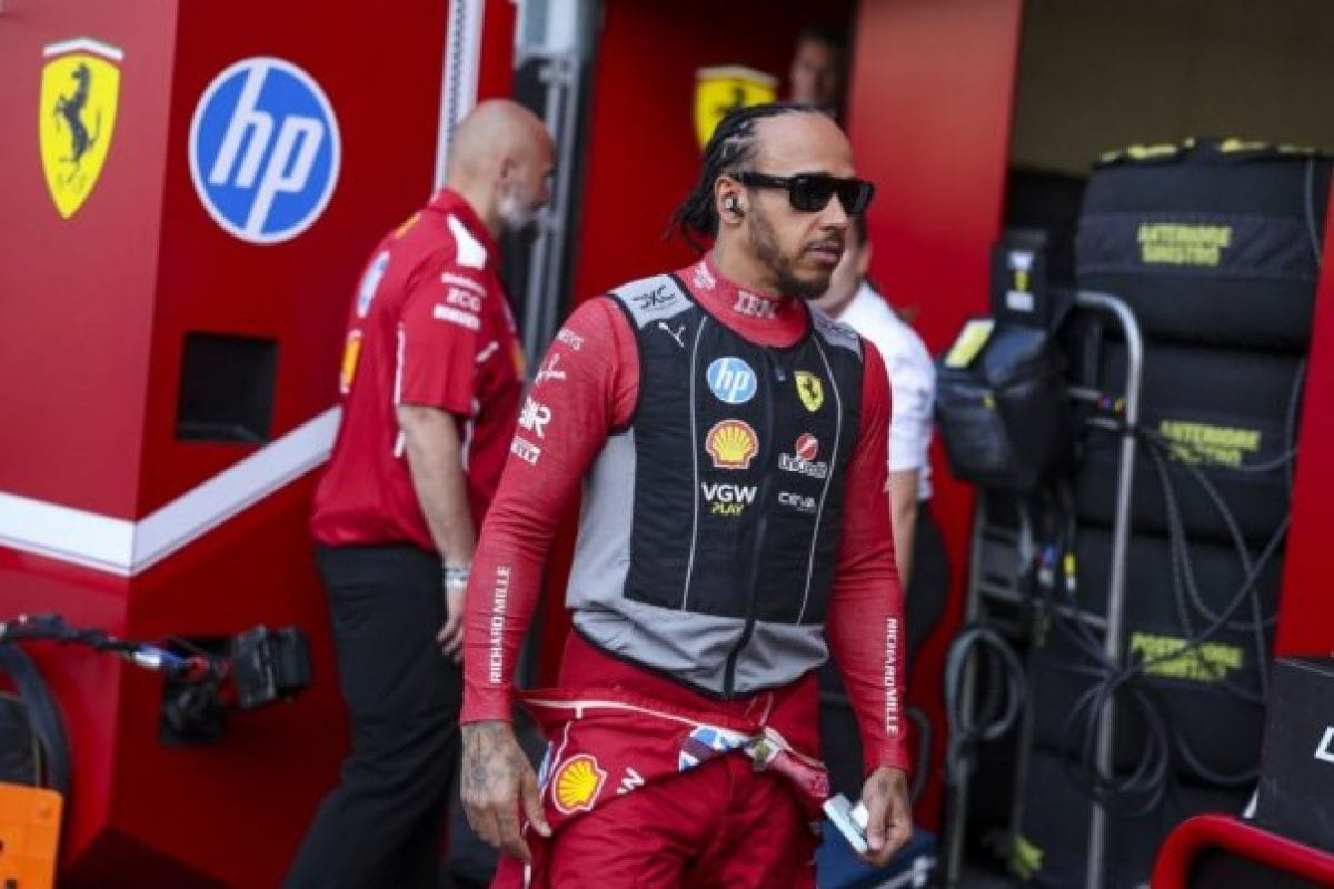 A gyorsaság feszültsége: Hamilton kérdései a mérnökének