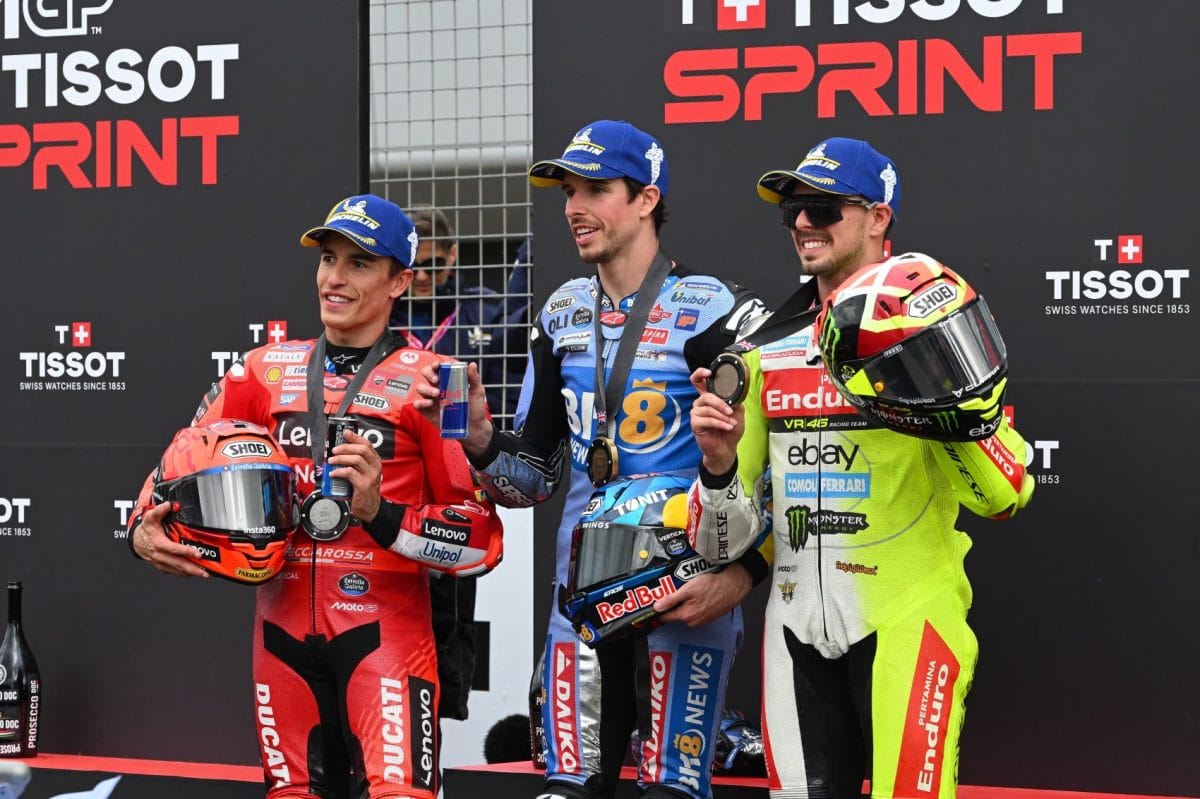 Álex Márquez tökéletes napja: „Mumuskanyar” tréfálta meg Marcot újra