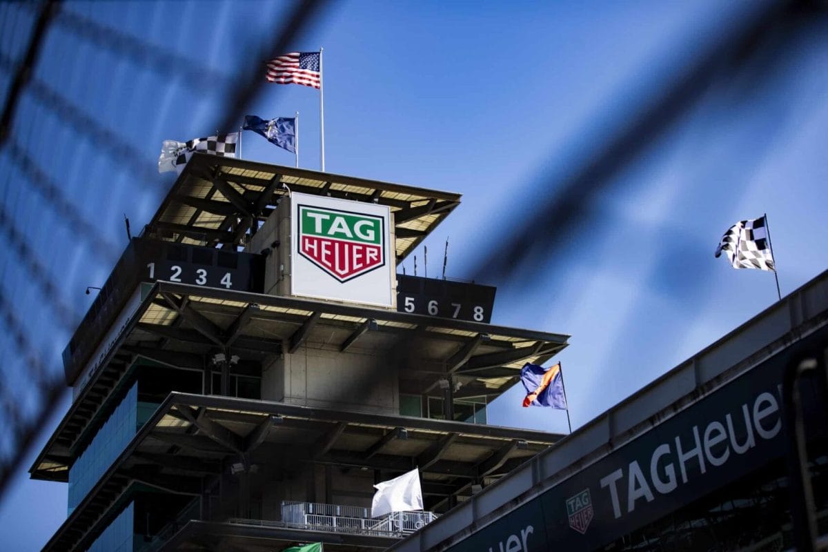 Botránytól felkavarva: hullanak a fejek az év legnagyobb autóversenye előtt