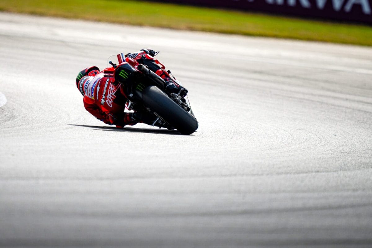 Bagnaia talált egy jó beállítást, de még mindig nem képes úgy motorozni, ahogyan szeretne