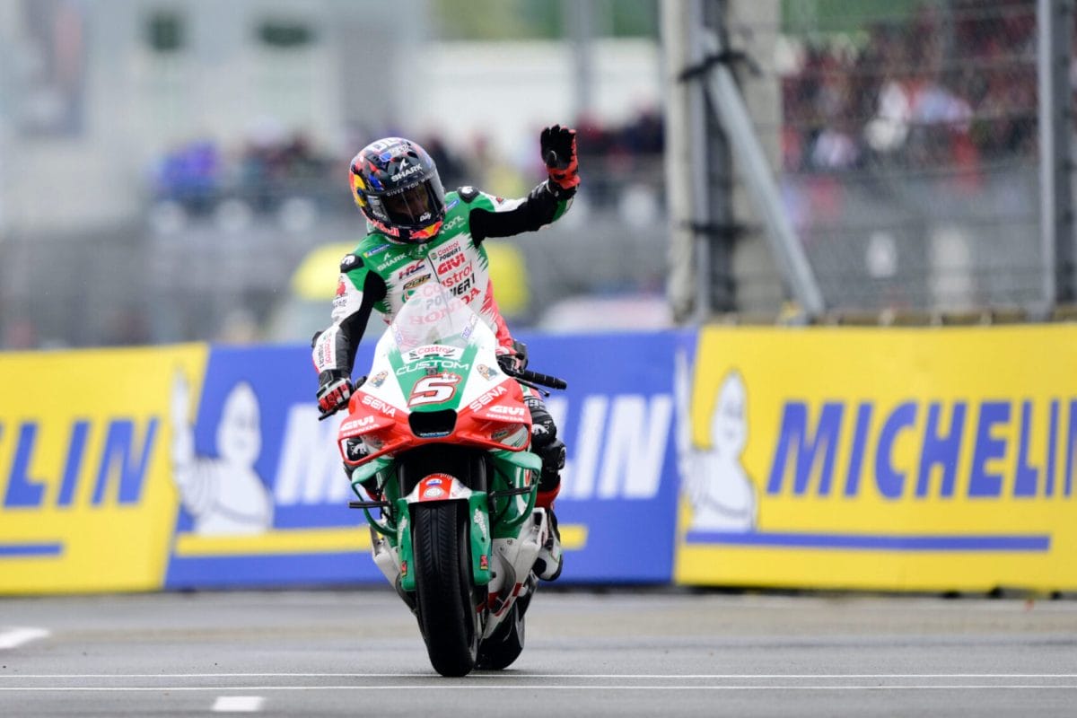 Az őrület tetőfokán: Zarco lenyűgöző győzelmet arat Márquez előtt a MotoGP-ben, Aldeguer bronzérmes