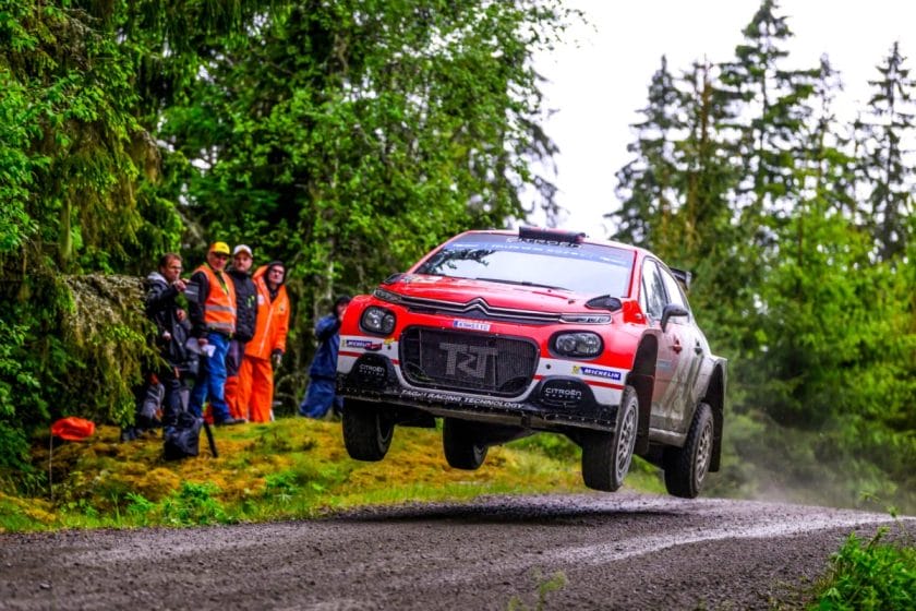 Brynildsen vezet, Ostberg lenyűgöző bemutatót nyújtott Svédországban.