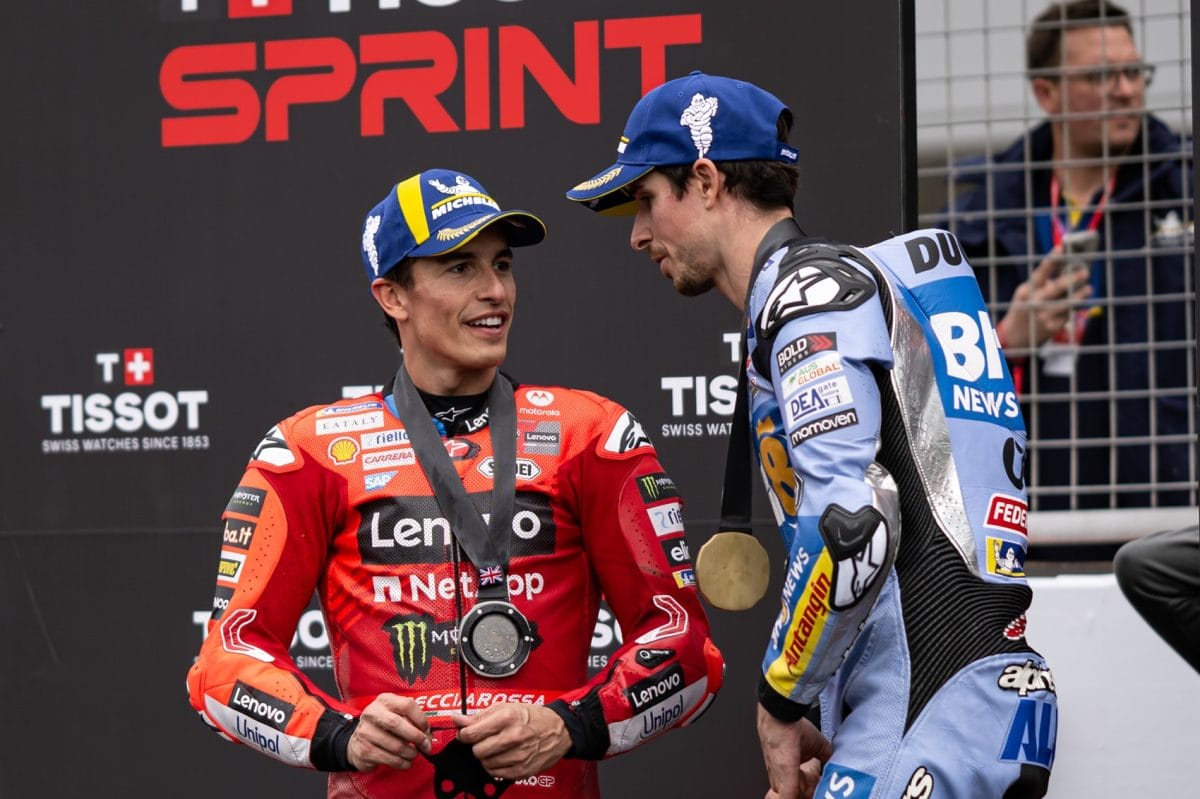 Az izgalmak fokozódnak: Marc Márquez és Álex kapcsolatának változása a bajnokság fényében