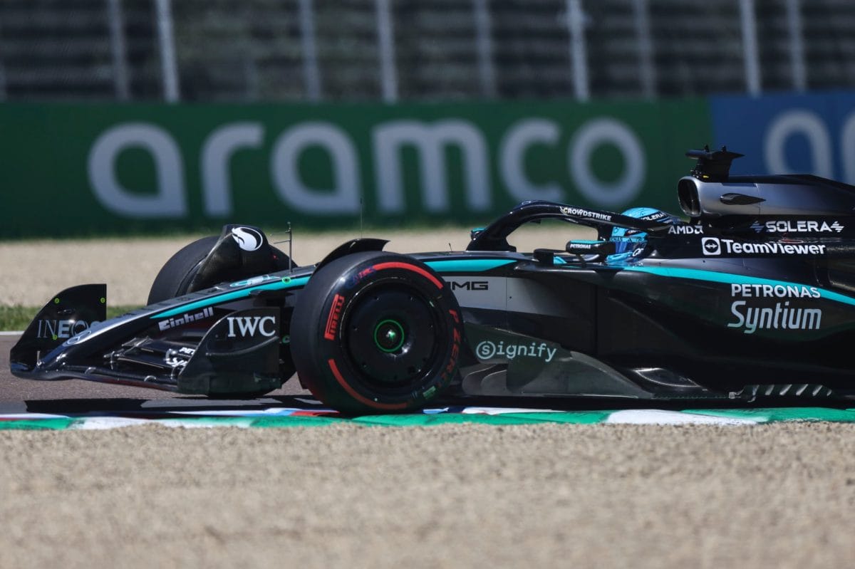 Mercedes versenyzők véleménye az imolai nyitónapról: Russell bizakodó, Antonelli tanul