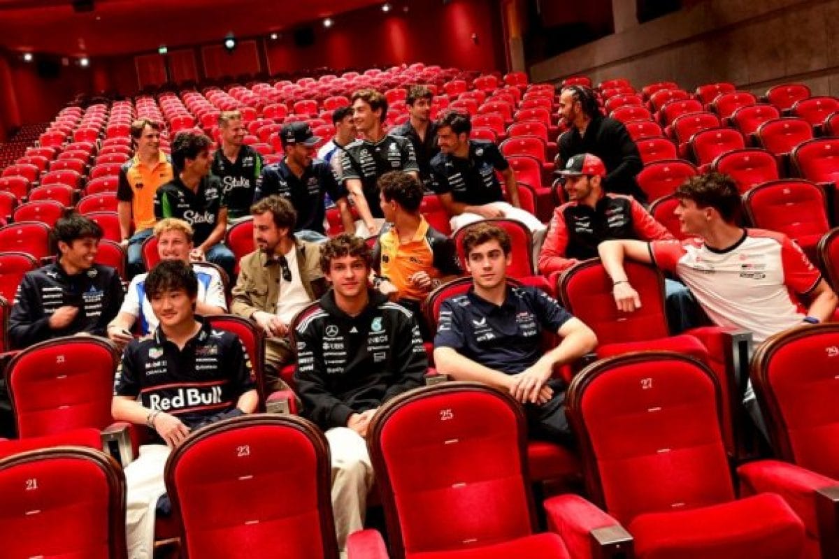 A Forma-1 világában: Piastri, Hamilton és Verstappen napjának legfontosabb hírei