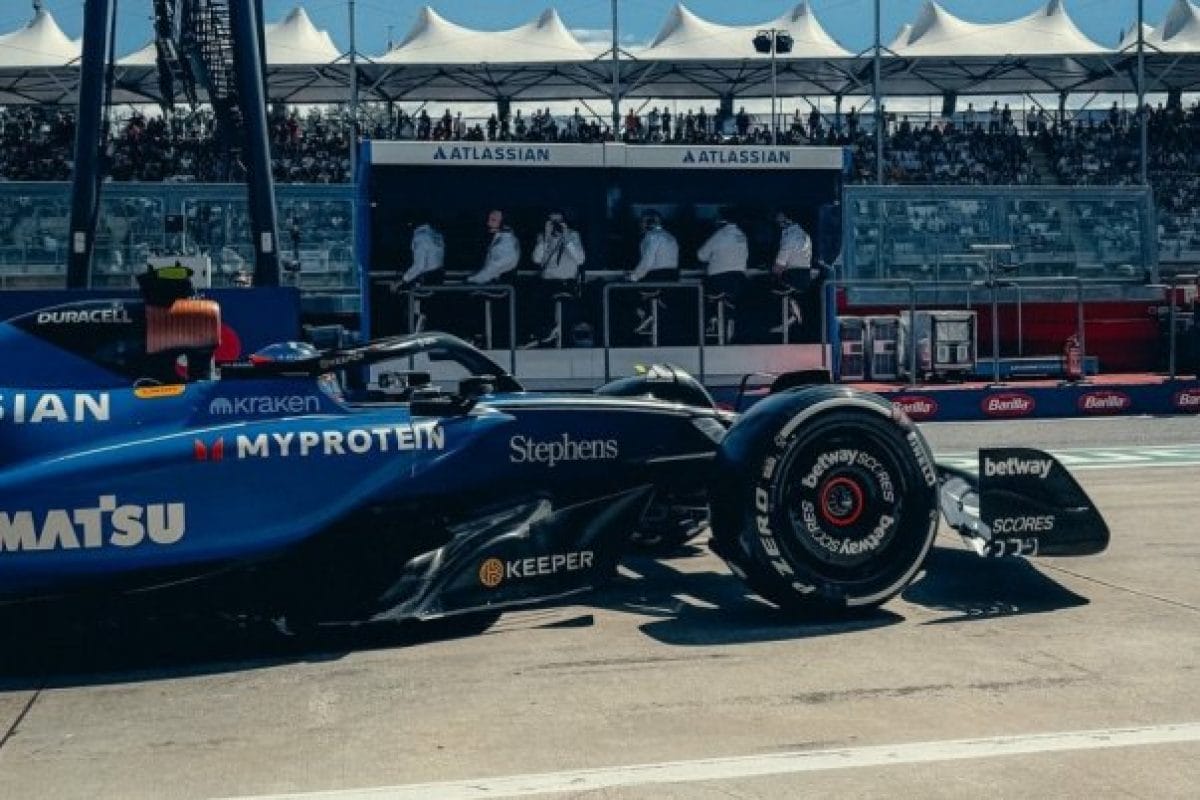 Kommunikációs zavarok hátráltatják Sainz és a Williams együttműködését