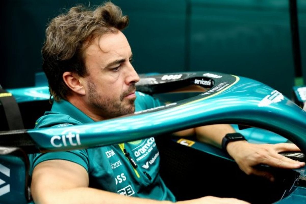 A Renault megbánja: „Fernando a mi hibánkból távozott”