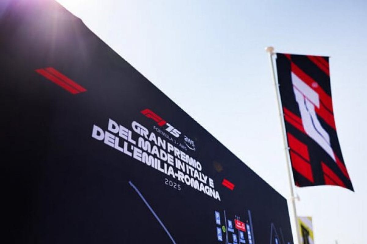 Az F1-es Emilia-romagnai Nagydíj első szabadedzésének ÉLŐ Közvetítése