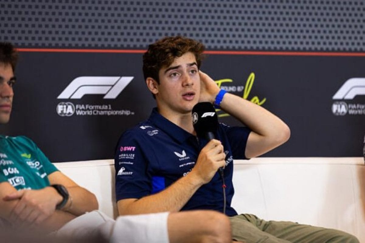 Tsunodát zaklató szurkolóinak üzent Colapinto