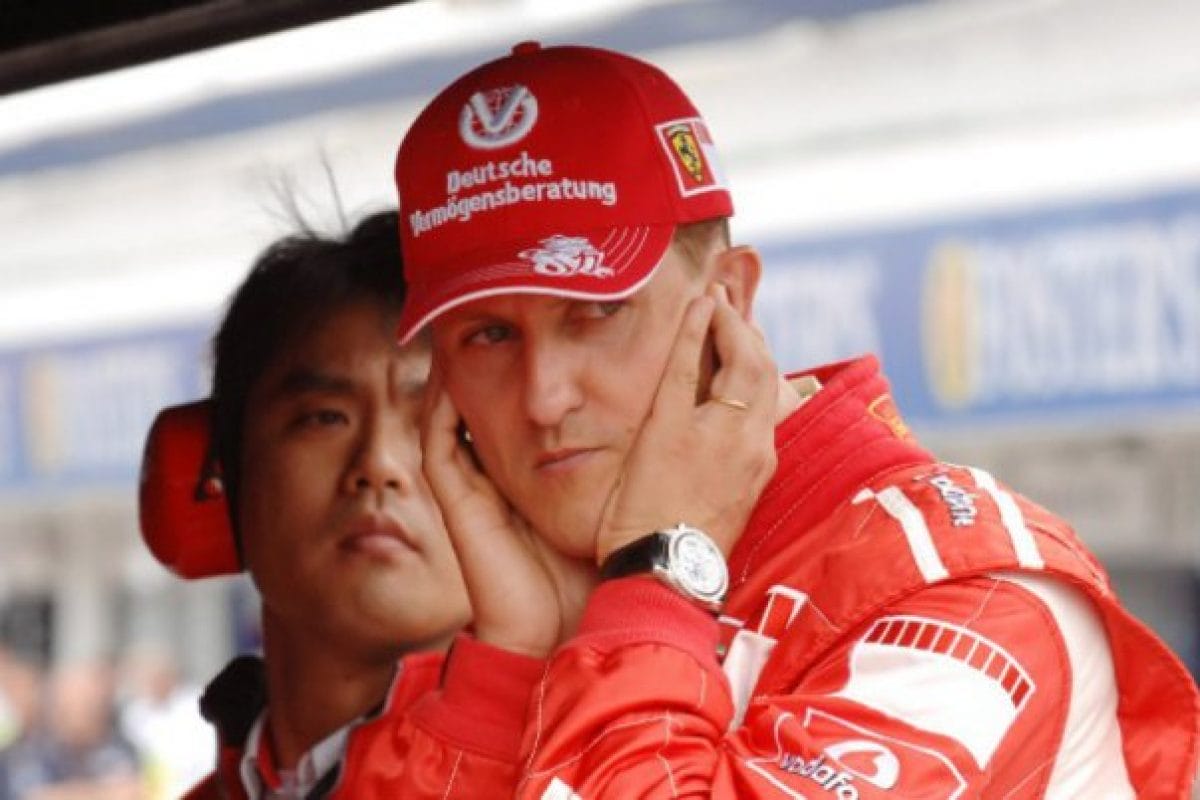 A legendás F1-es versenyzőt is elérheti a boszorkányüldözés fenyegetése