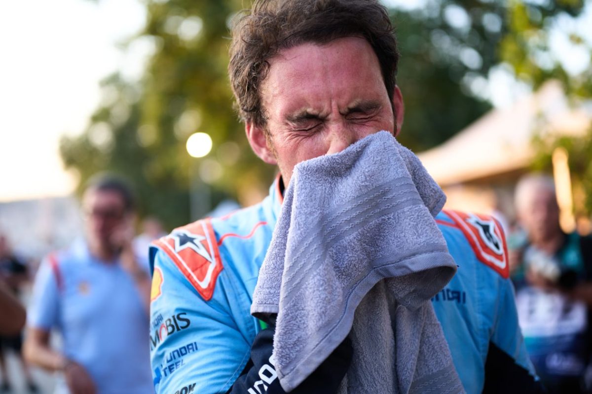 Drámai pillanatok az Akropolisz Rallyn: Neuville küzdelme a győzelemért