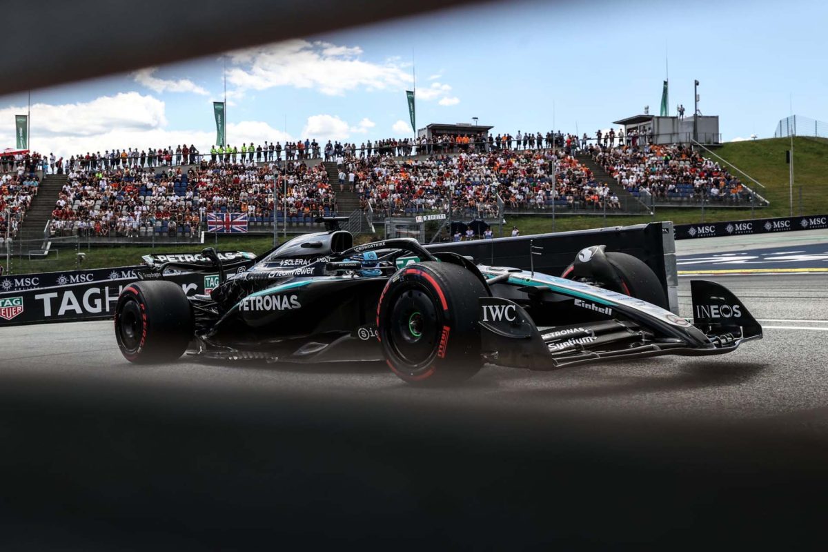 Russell a Ferrarikkal csatázna a spielbergi versenyen