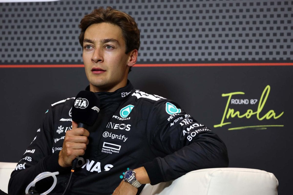 Az F1-ben feszültségkeltő Russell és Verstappen között: Büntetőpontok nélküli versengés