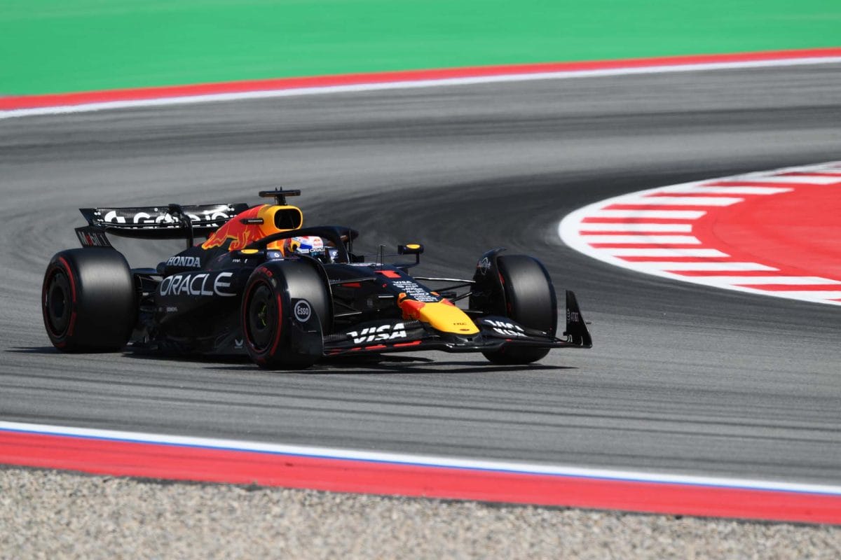 A „Marko: Verstappen Frustrációjának Nyomai a Vezetésen