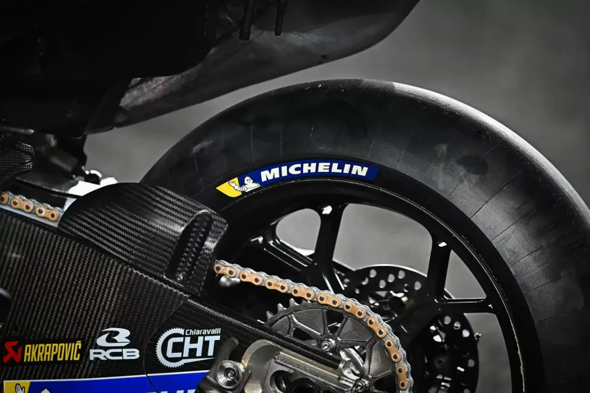 Végleges döntést hozott a Michelin a 2026-ra halasztott új első gumiról