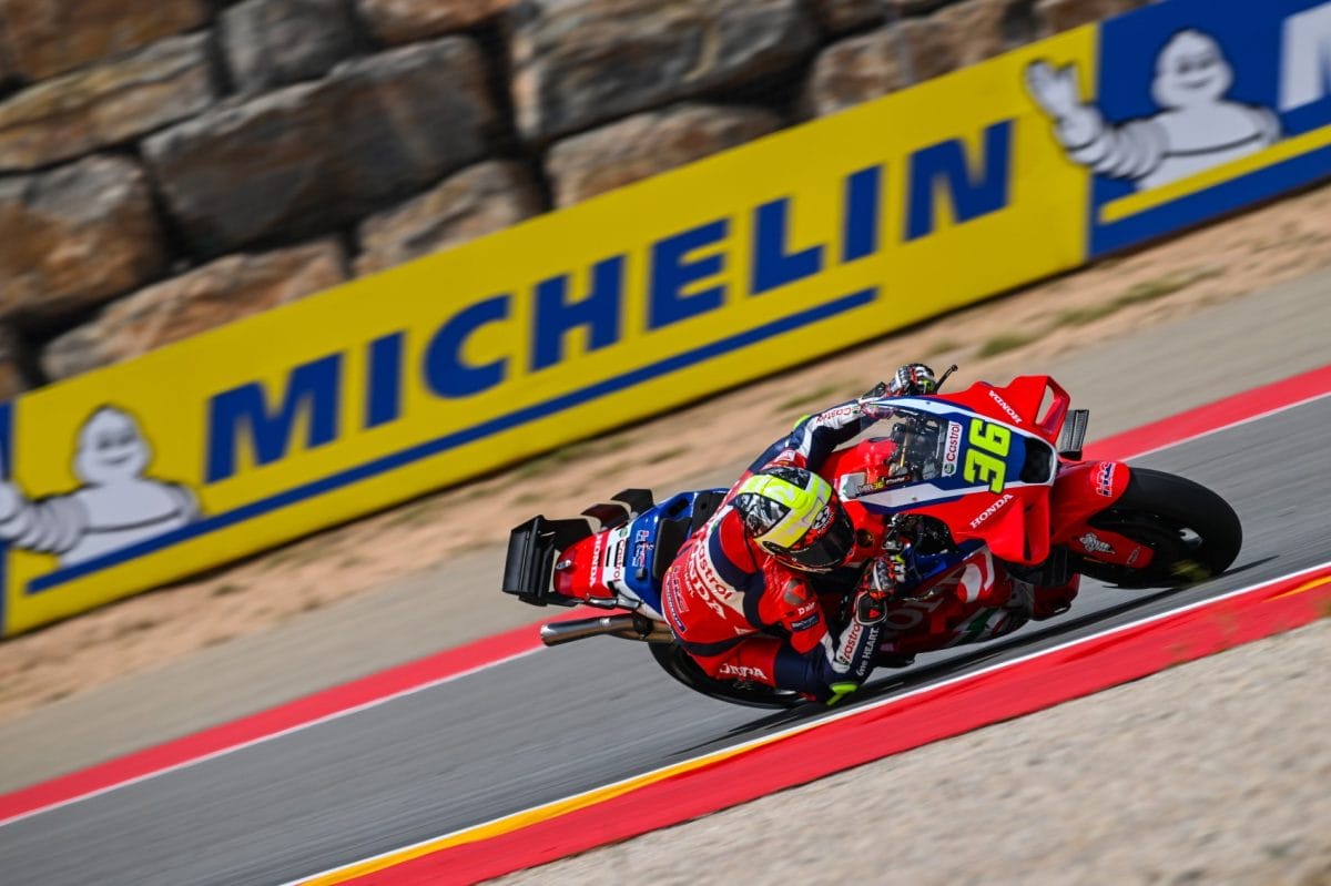 A meglepetés ellenére Mir zárja a legerősebb péntekjét a küzdelemre készülve