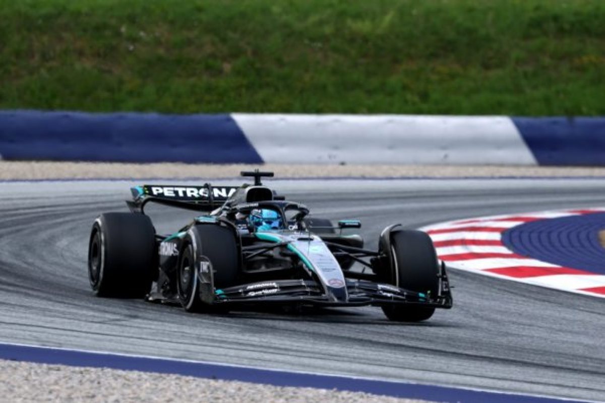 Russell álmait hajszolta a Mercedes csapat