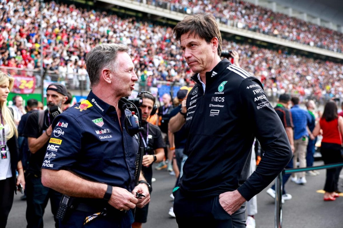 Toto Wolff éles kritikája a Red Bullnak és védelme Max Verstappen számára