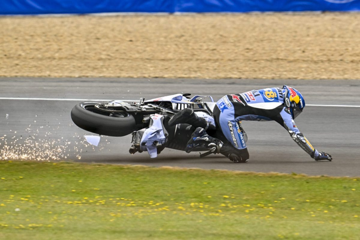 Kerekesszékbe került versenyző balesetének hatása Álex Márquez-ra: Szorongás és megrázkódtatás a bukás következtében