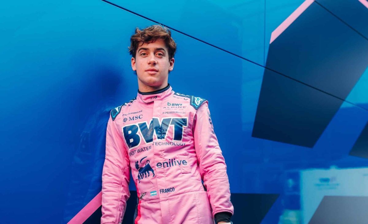 Hamilton hőstettje: megmenekült az EasyJet a zöldfülű F1-es pilóta közelében