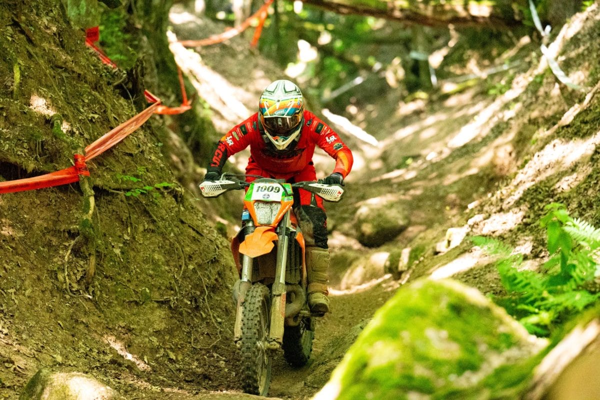 Botrány a lišovi enduro-ob fordulóján: Liszka és Zsigovits között történt valami