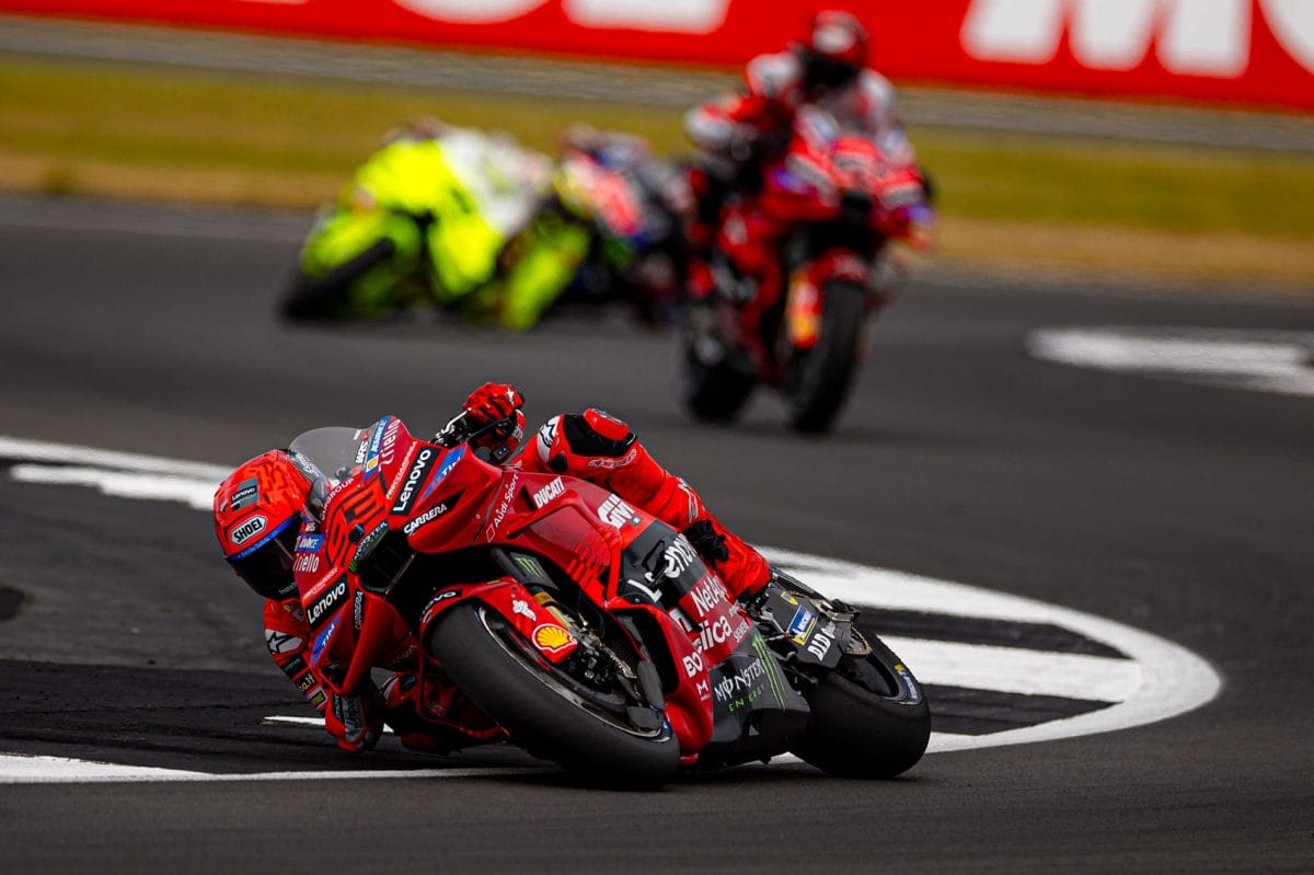 Az igazság fényében: Márkatársa megtörte a csendet a Marc Márquez motorjal kapcsolatban