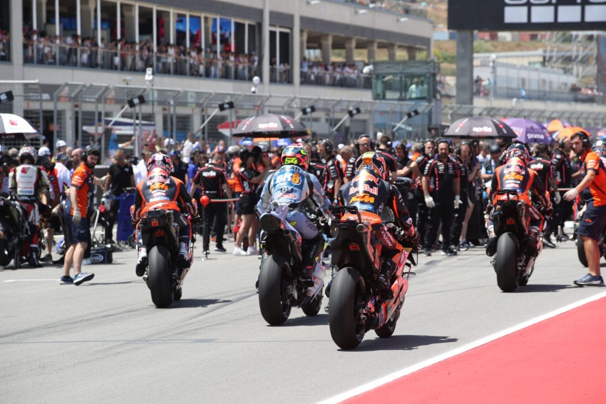 „Ez kib*szottul veszélyes” – Binder és Acosta is változtatást sürget az aragóniai sprint után