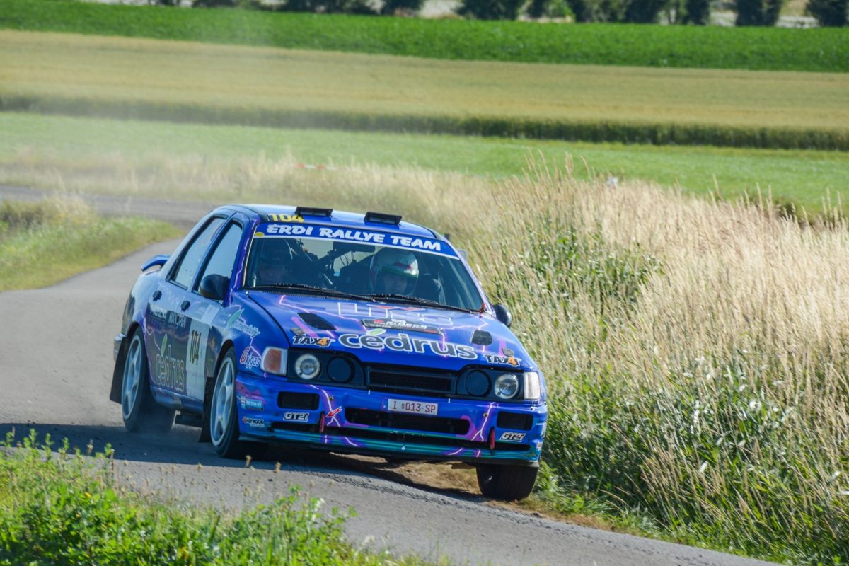 Izgalmas hétvége a motorsportban: Érdi a második helyen, Lefebvre győzött az Ypres Rallyn, Verstappen továbbra is veretlen