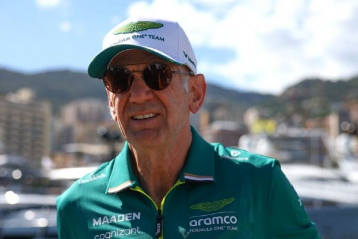 Az F1 egyik legnagyobb zsenije: Adrian Newey és a pályafutása titka