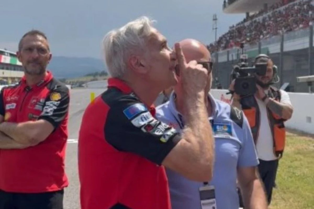 A Ducati főnöke szólt bele az olasz szurkolók viselkedésébe Marc Márquez mellett
