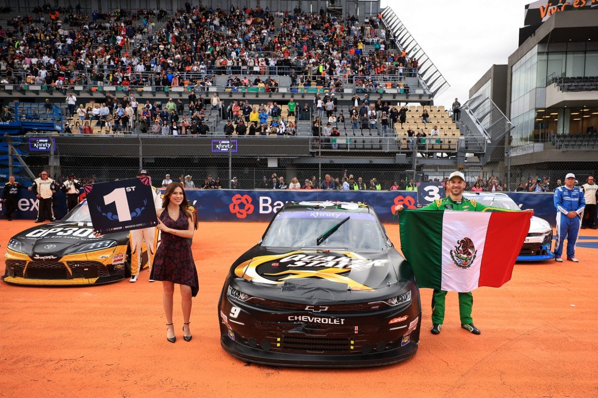 Daniell Suarez sikere: NASCAR Xfinity mexikói győzelme helyi büszkeséget hoz