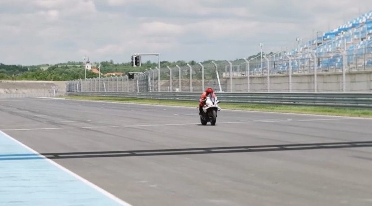 Száguldás Talmácsival: Élőben az átalakított Balaton Park Circuiten