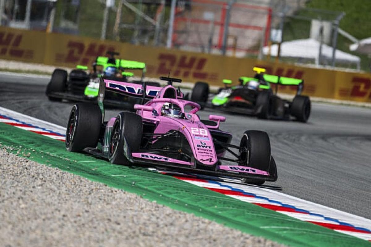 18 büntetőpont két hétvége alatt: eltiltották az Alpine akadémistáját