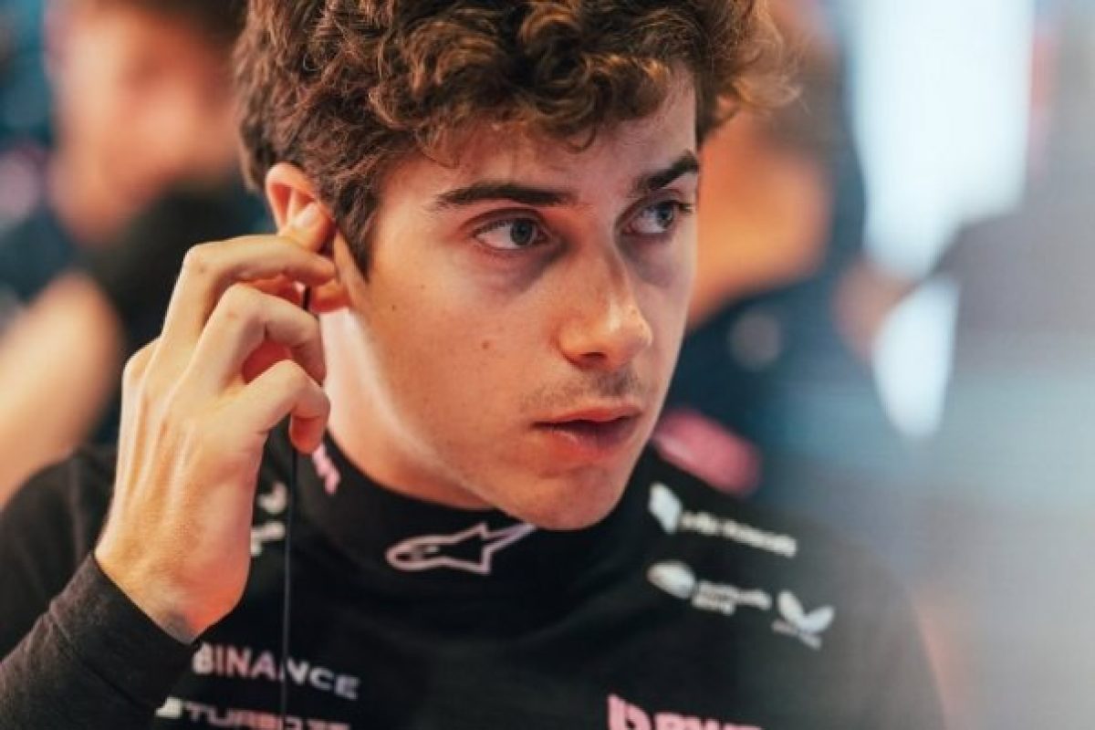 A Felháborodás a Közösségi médiában: Briatore cáfolja a csapat elégedettségét Francóval