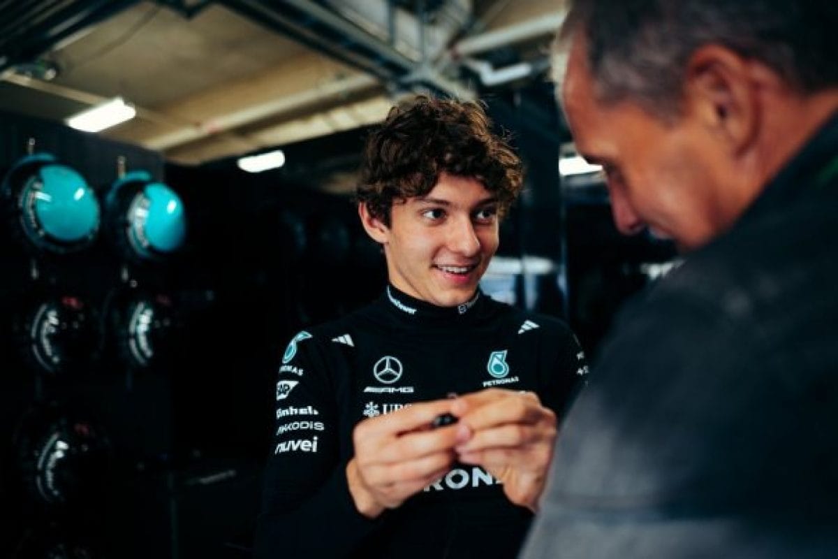 Az utolsó időkön átívelő szenvedése Antonellinek