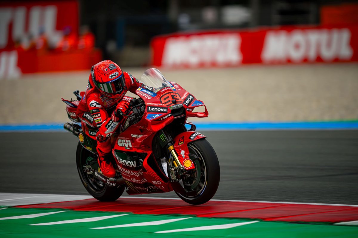 Az ösztönök kordában tartása: Marc Márquez és a Ducati közötti hála