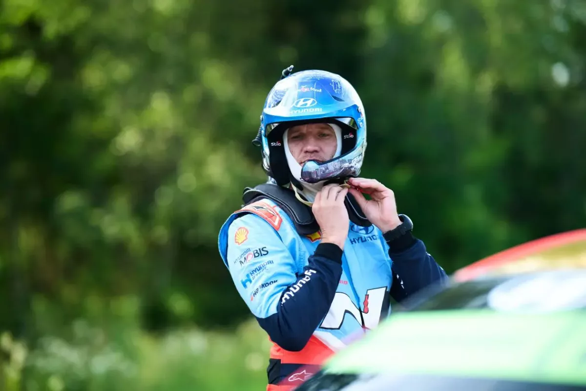 A bátorság és emberség példaképe: Martin Jarveoja adománygyűjtése a gyerekekért