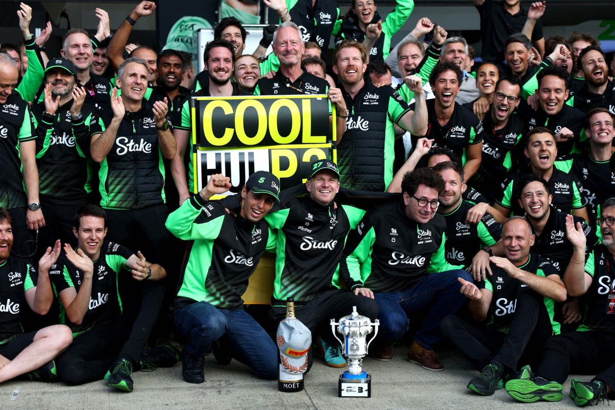 Sporttársak és riválisok: Az összetartás példája Hülkenberg ügyében