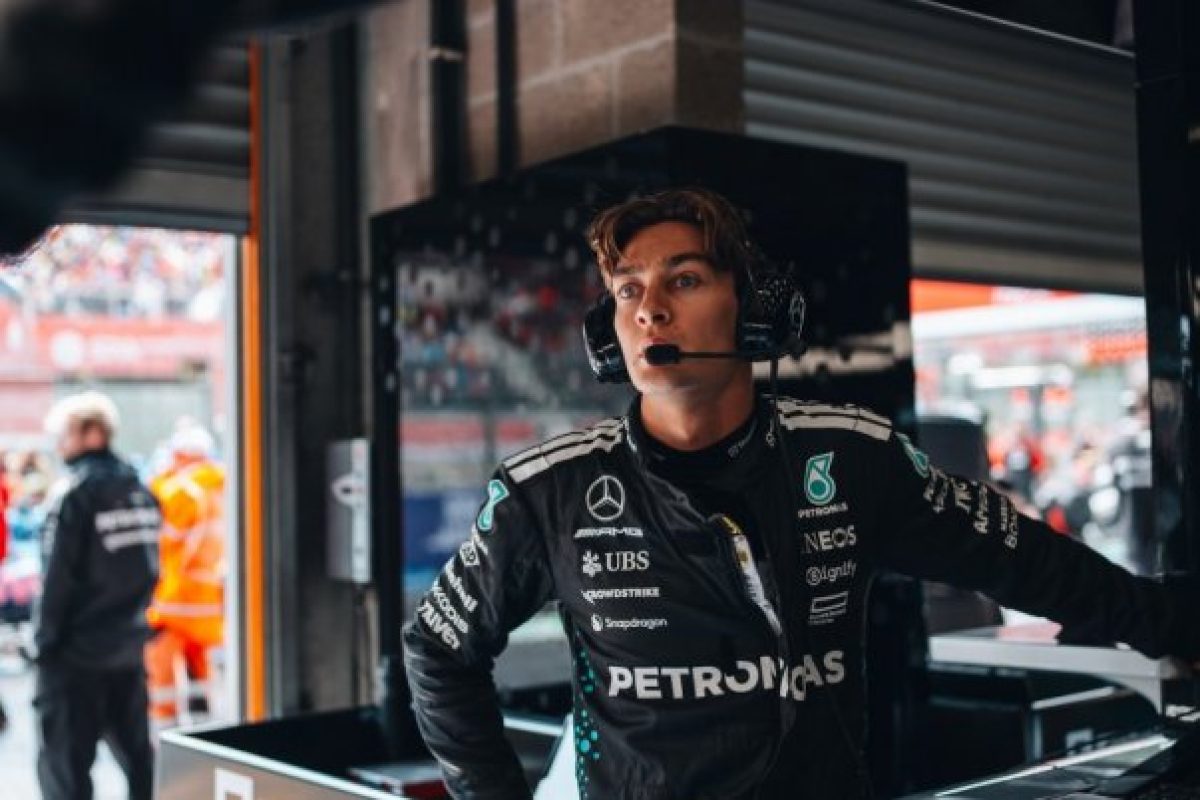 Felkészülne Russell arra, hogy az egyik legerősebb csapathoz csatlakozik?