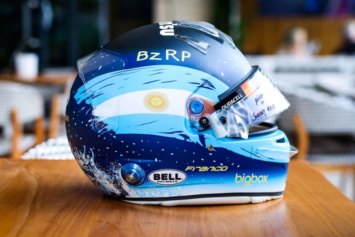 A meglepetés ajándék: Egy F1-es pilóta izgalmas meglepetést okozott Messinek