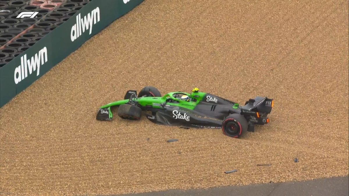 Roncsderbivel és Ferrari-elsőséggel hangolt az F1 mezőnye a Brit Nagydíj időmérőjére