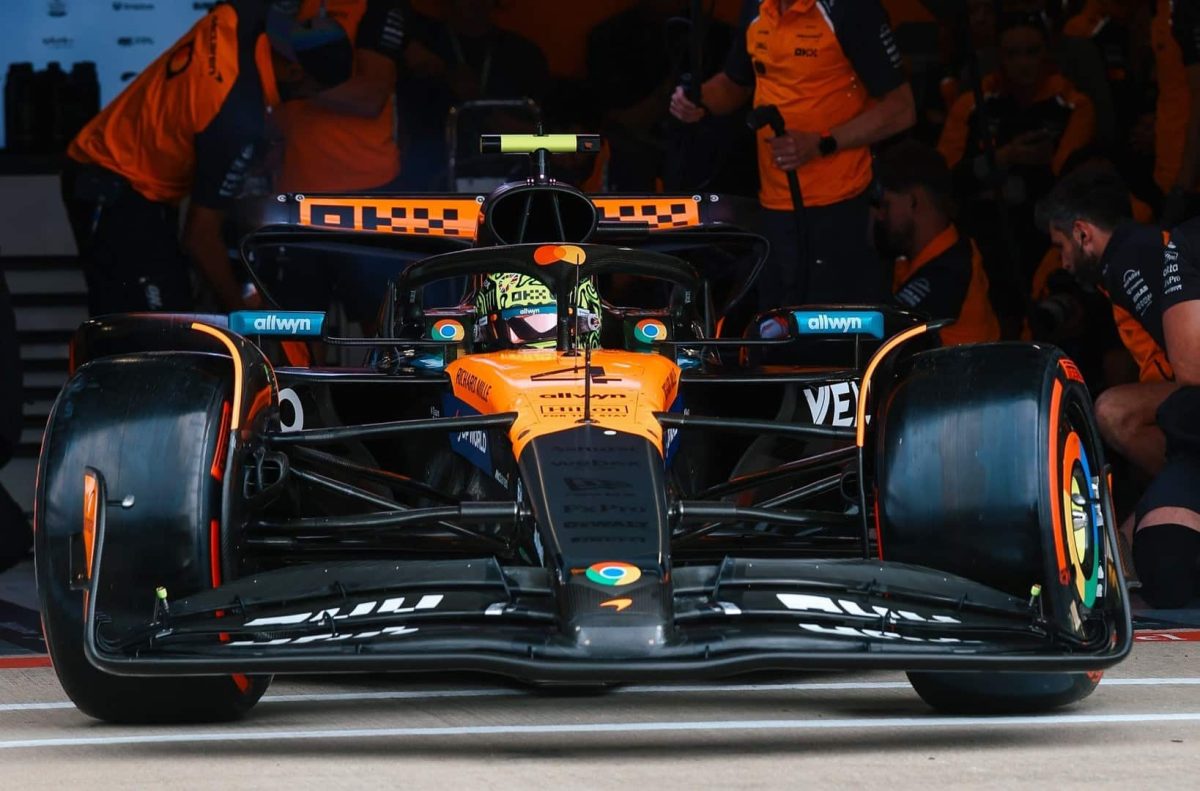 Norris továbbra is a Ferrari mögött áll, annak ellenére, hogy csak a harmadik sorból startolnak