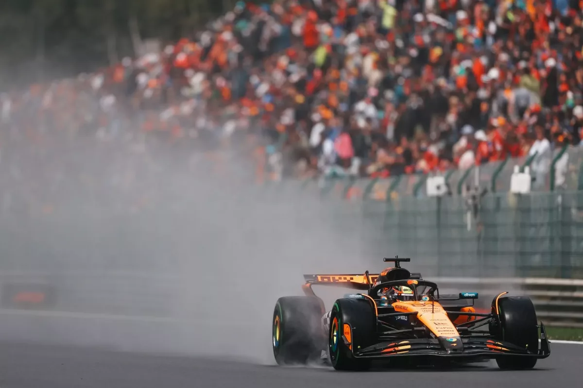 Pitatri átvette az irányítást és megnyerte a Belga Nagydíjat a késlekedő Norris előtt