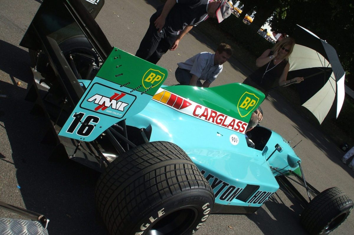 Rongálás és lopás árnyékában – Bűncselekmények egy emlékkiállításon