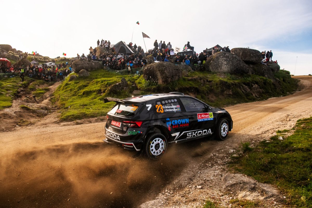 Az elegancia megállapodása: Úriemberi viszony a WRC2 versenytársak között