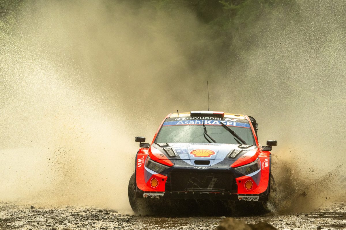 Adrien Fourmaux zárja magabiztosan a Hyundai észtországi tesztsorozatát