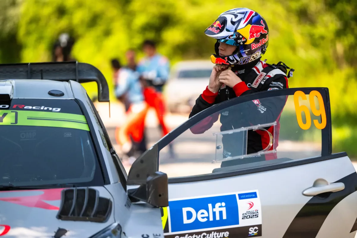 Az ifjú tehetség, Kalle Rovanperä hatalmas nyomást gyakorol a Finn Rally versenyzőire