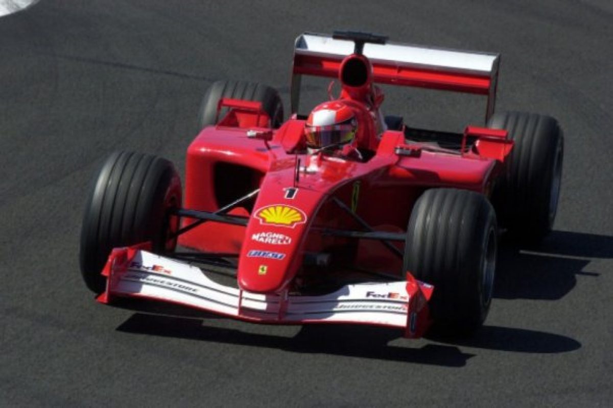 Schumacher 50. győzelmével beírta magát a Formula 1 történelmébe