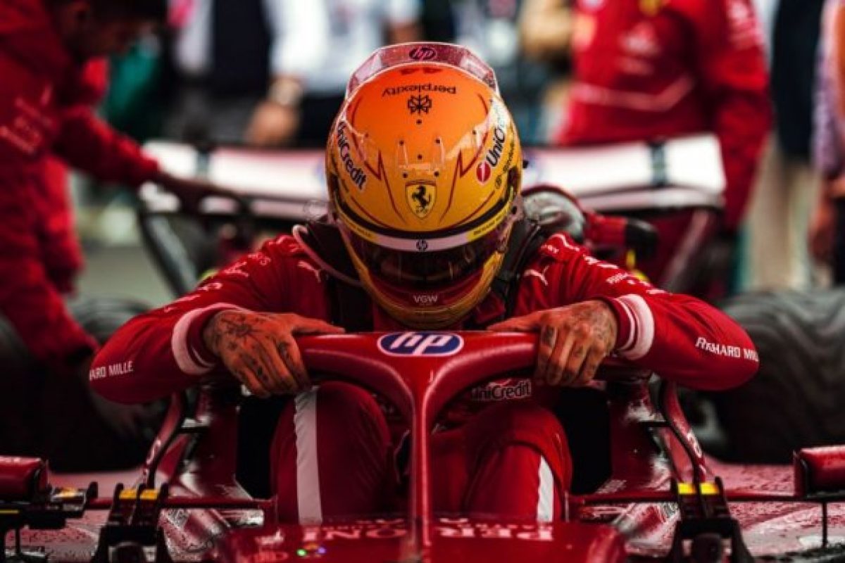 Hamilton a Leclerc beállításait követi az edzéseken