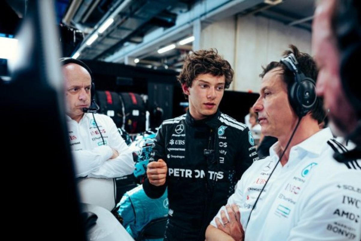 Antonelli: Nem tárgyalok más csapatokkal, a Mercedes bízik bennem